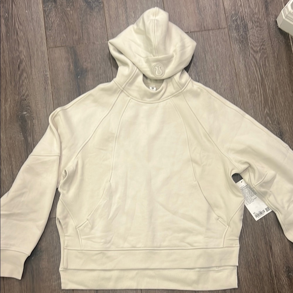 NWT. Lululemon Scuba Oversized Side-Slit Hoodie
